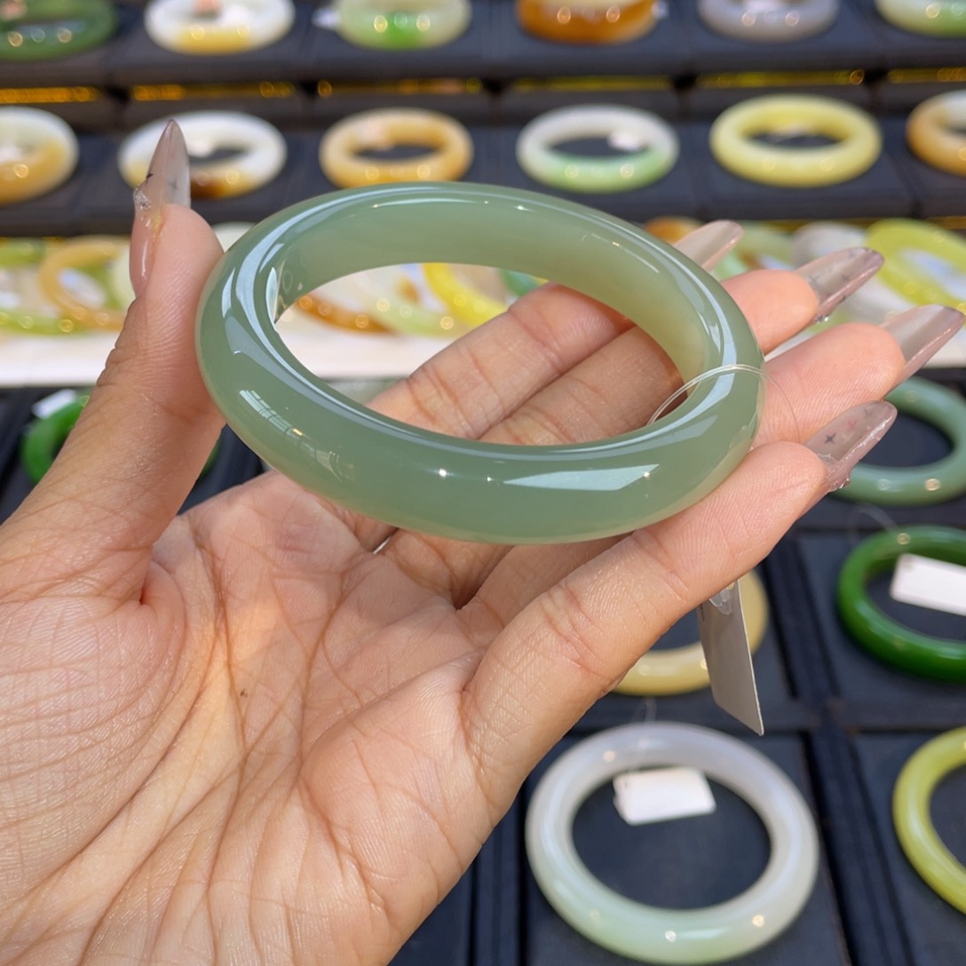 和田玉手镯未镶嵌55➕