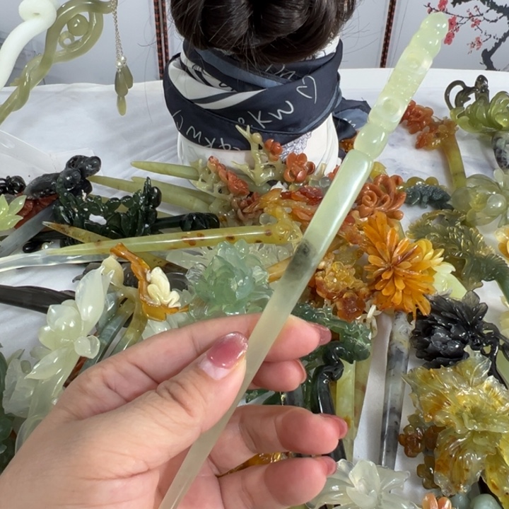 蛇纹石玉发饰未镶嵌焱*