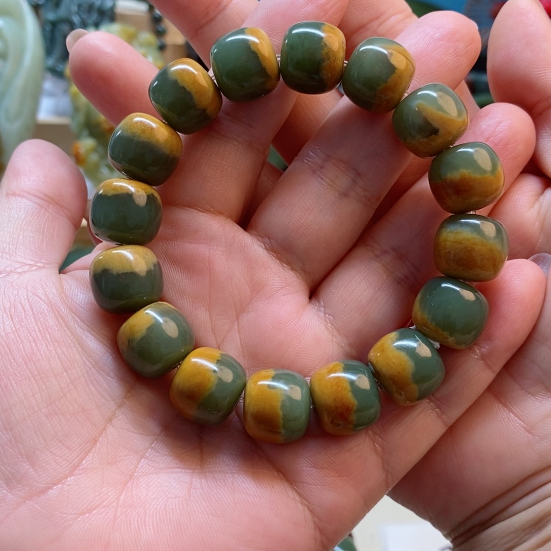 透闪石质玉手串未镶嵌境***.