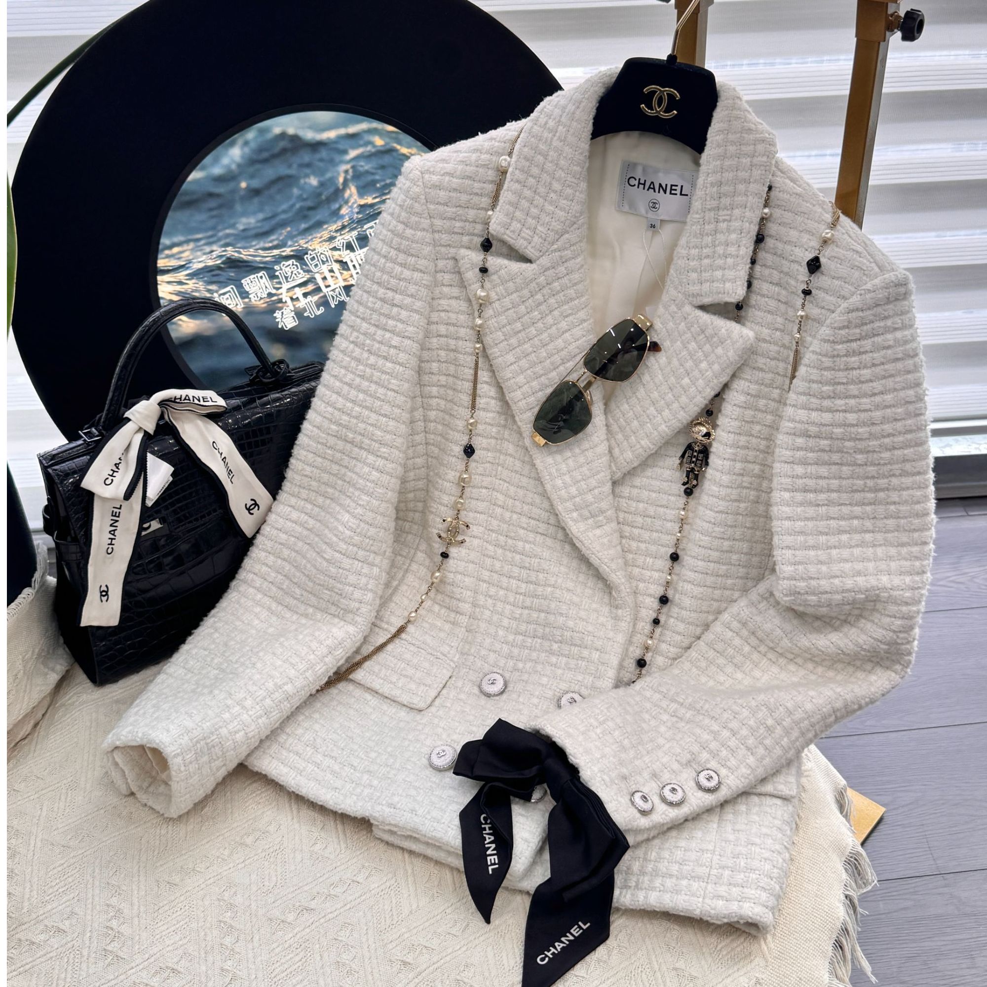 99新 Chanel/香奈儿 21B白色米字格双排扣外套36码