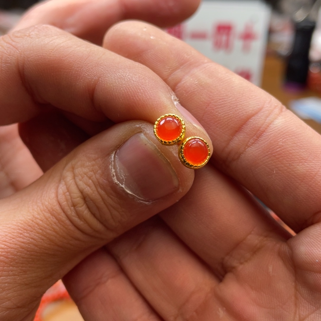 南红玛瑙耳钉银S925镶嵌河湾冰红耳钉