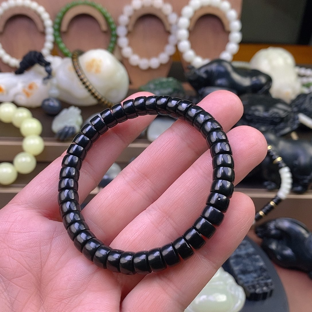 未镶嵌手链和田玉（糖玉）