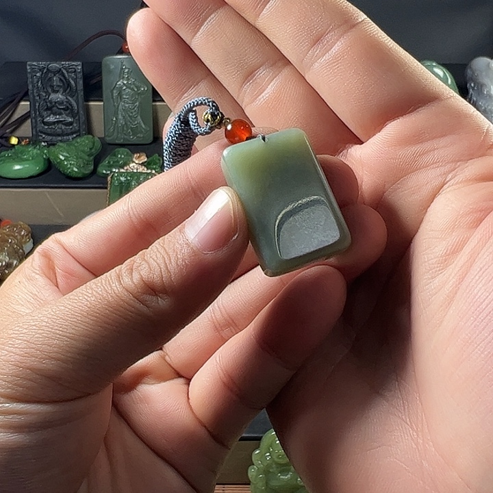 和田玉未镶嵌项链