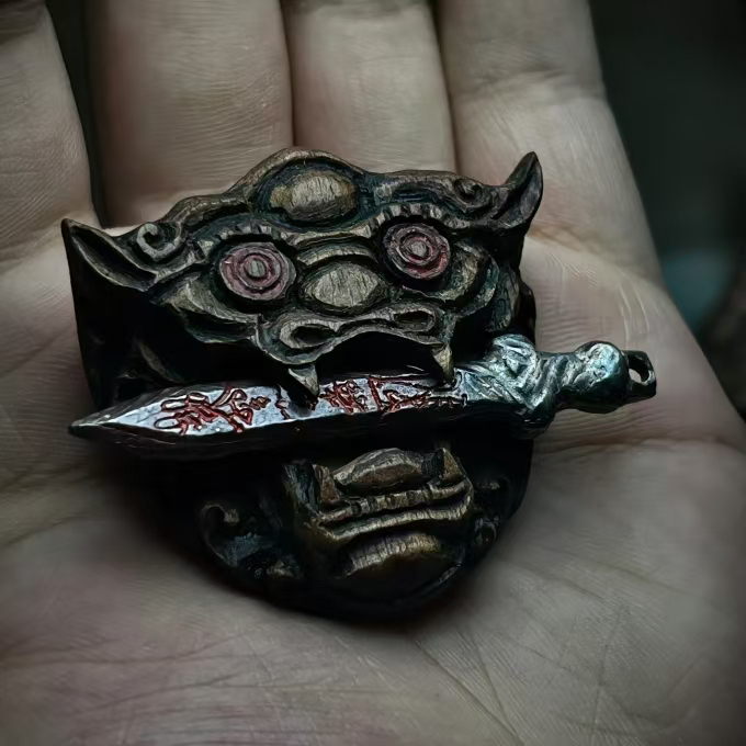 足银银制品 足银999狮咬剑手把件（手工款不支持退款）