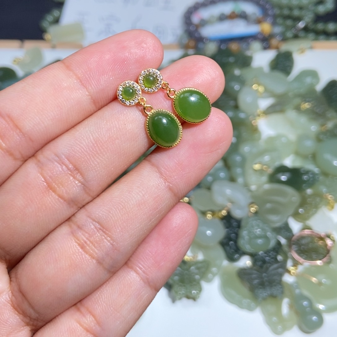 和田玉银S925镶嵌耳饰