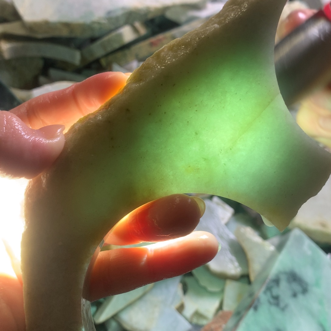 翡翠颈饰未镶嵌缅甸翡翠