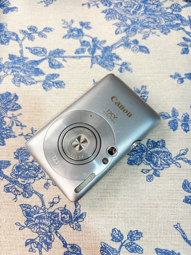 9新 Canon/佳能 ixus100机皇130平替配件齐全no退换