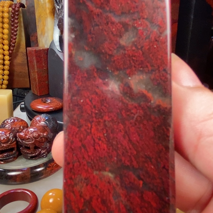 玉桂林鸡血红印章