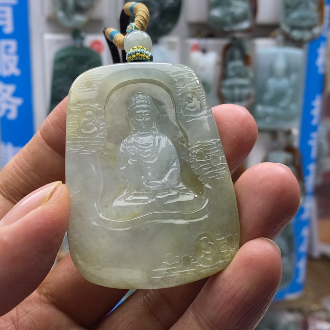 翡翠颈饰未镶嵌观音