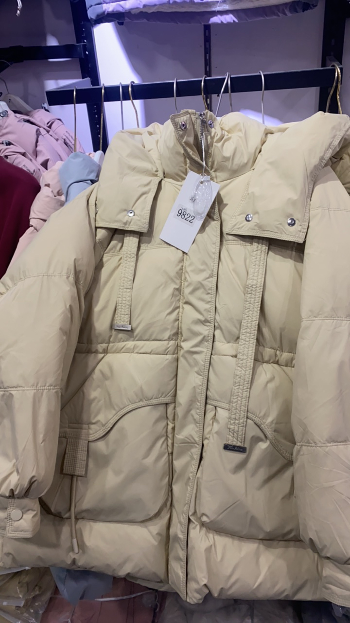 杭州依品金标高品质加厚外套中长款9822