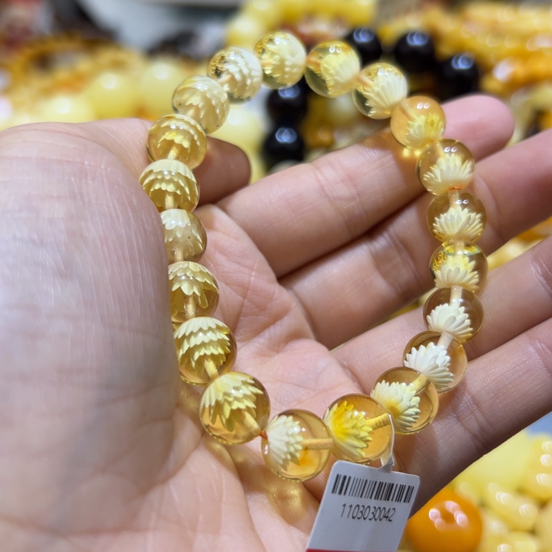 琥珀珠宝奇石未镶嵌