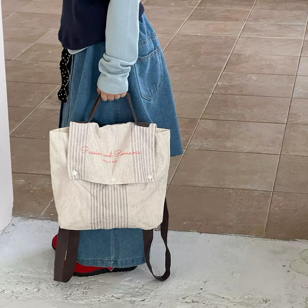 韩系百搭条纹布艺儿童双肩包大容量字母布袋手拎包学生上学书包