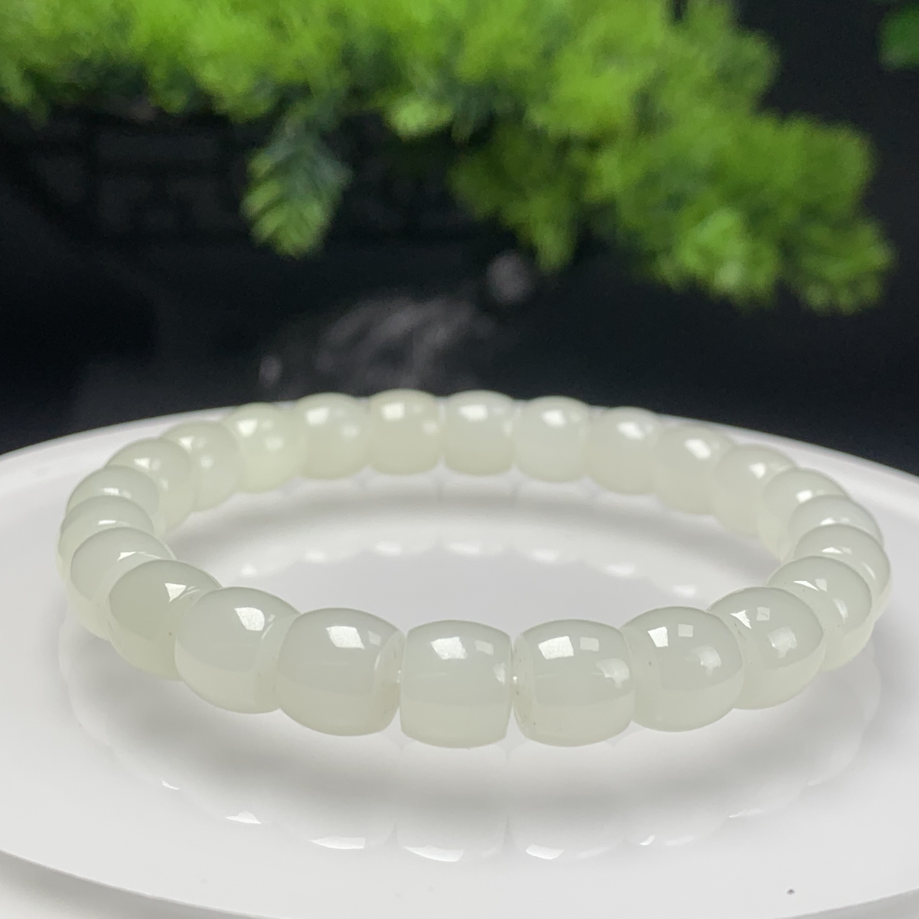 D3202珠宝玉石精选和田玉手串