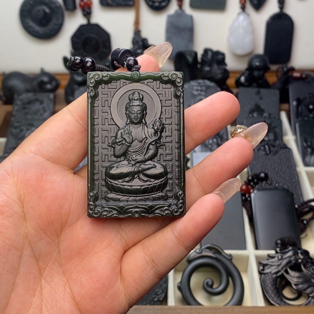 幸***随和田玉未镶嵌颈饰