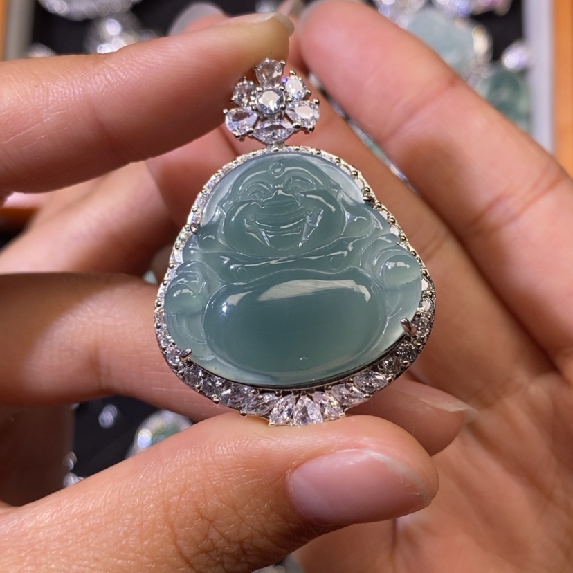 【闪购商品】翡翠颈饰未镶嵌天然