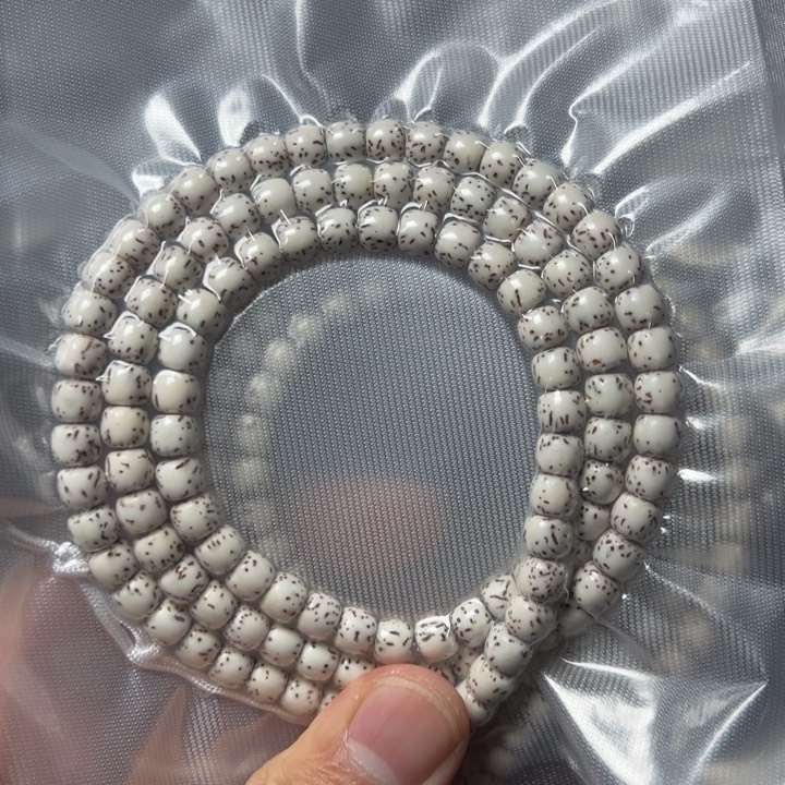 星月菩提手串河豚76左右