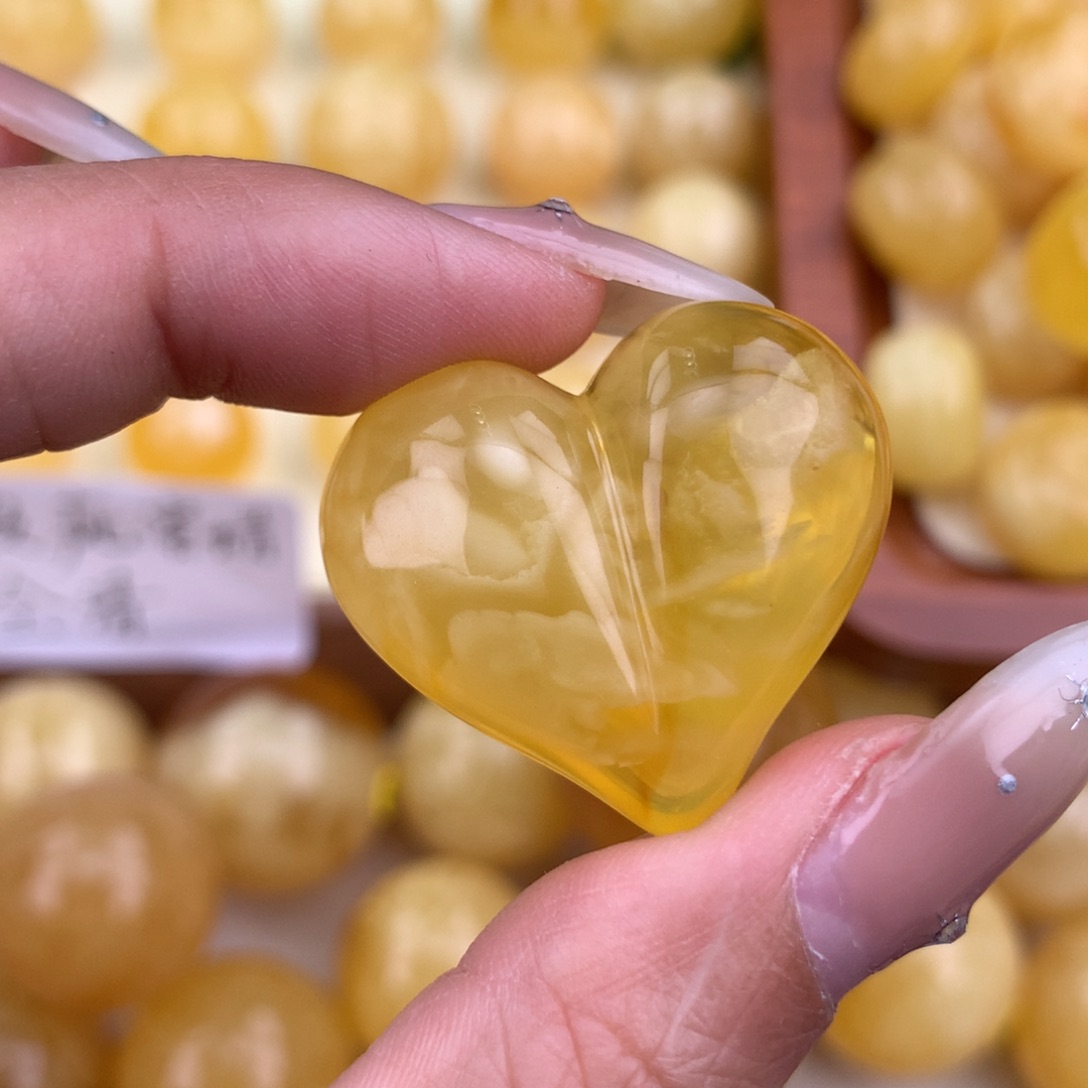 琥珀未镶嵌珠宝奇石30 27