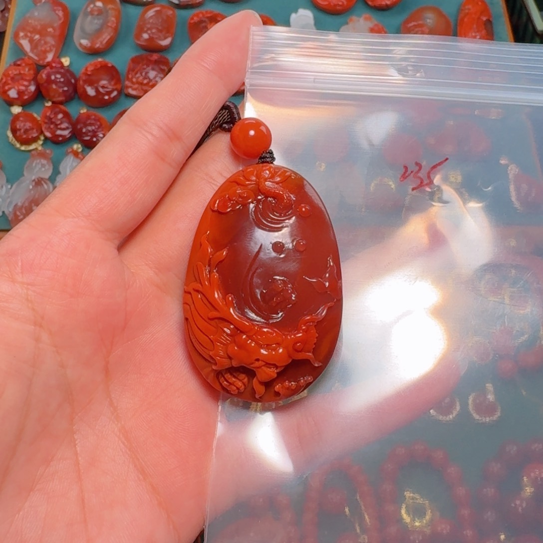 南红玛瑙南红未镶嵌萍**云