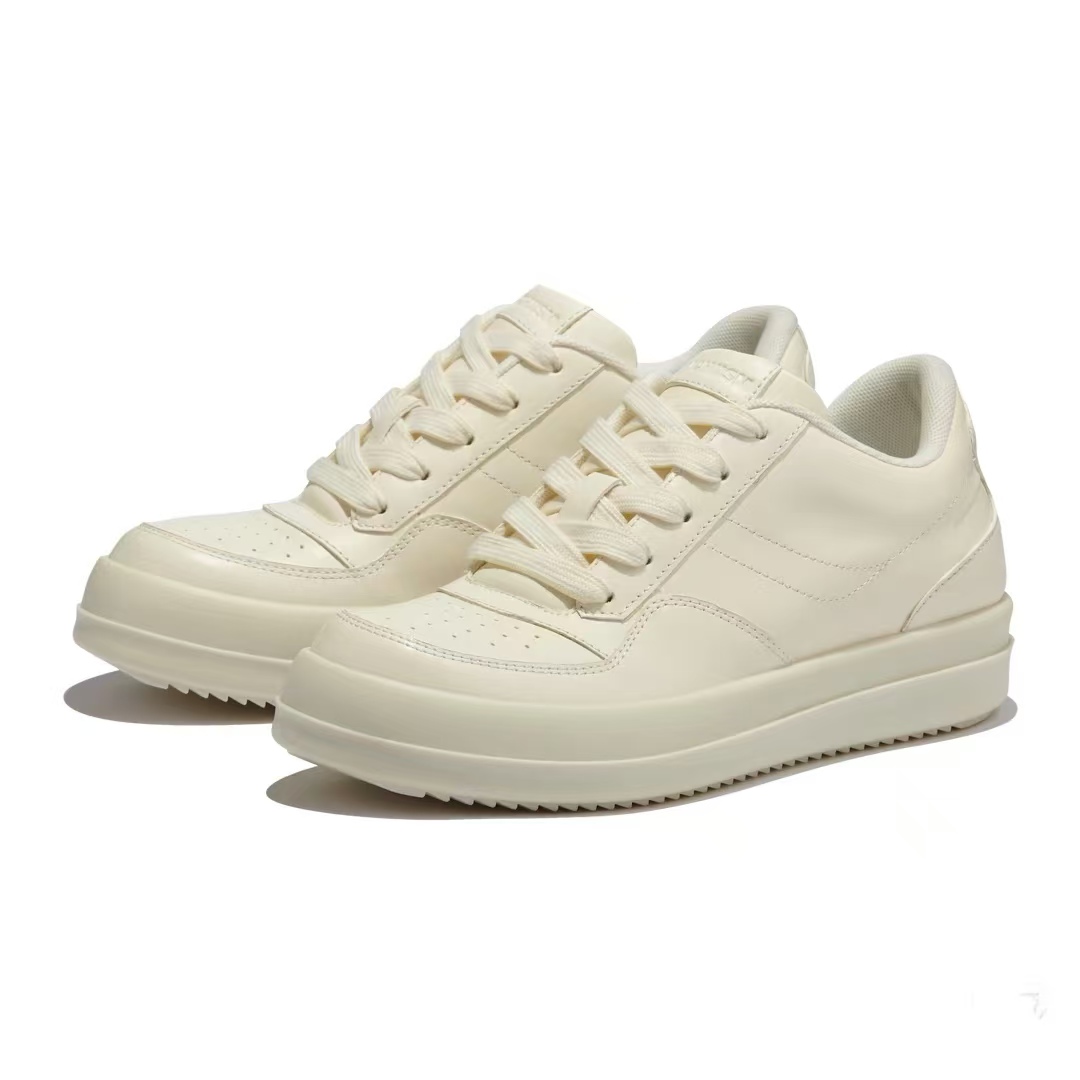 《小乖专属》休闲小白鞋