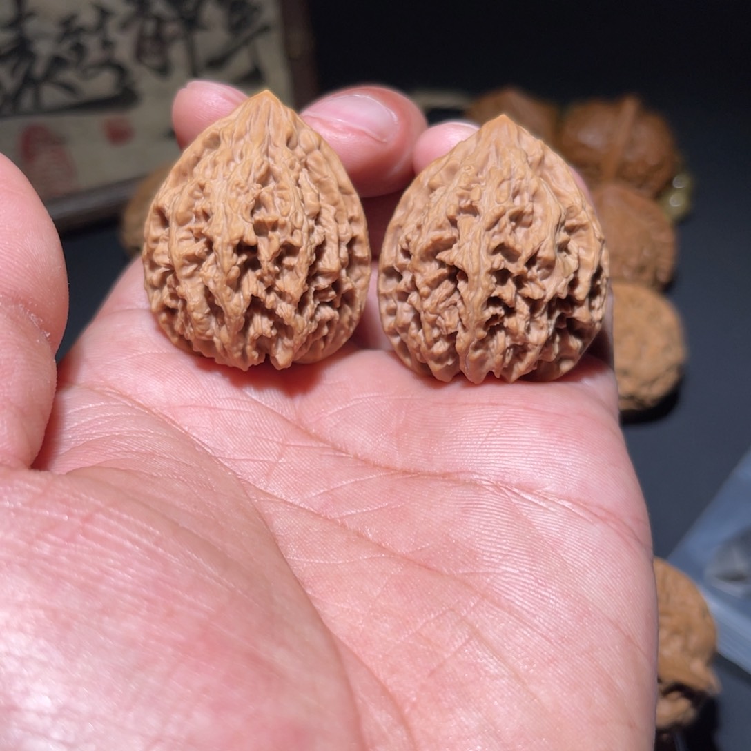 文玩核桃把件34.5圣火令