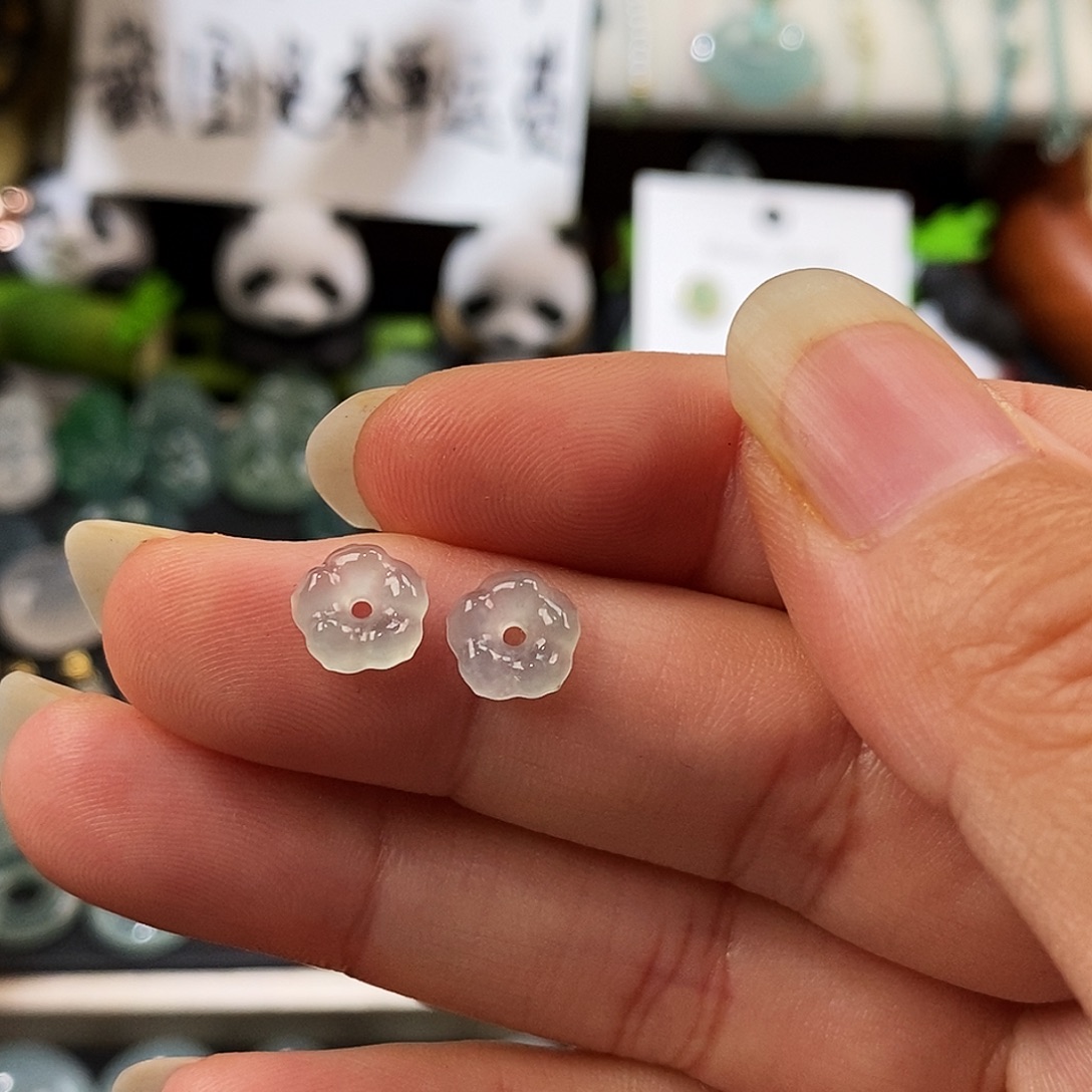 翡翠未镶嵌颈饰冰种小花一对福利