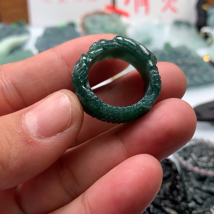 翡翠颈饰未镶嵌保真天然a货翡翠