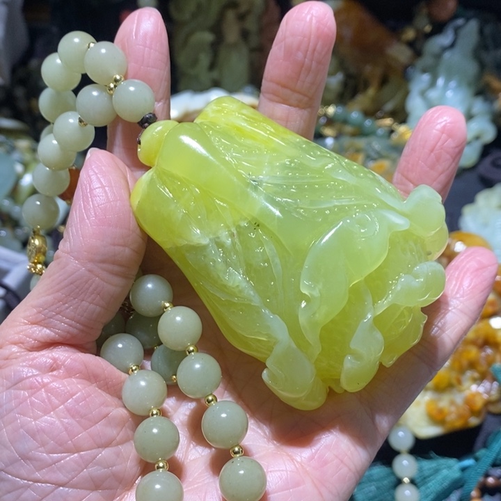 岫玉吊坠(赠链)未镶嵌