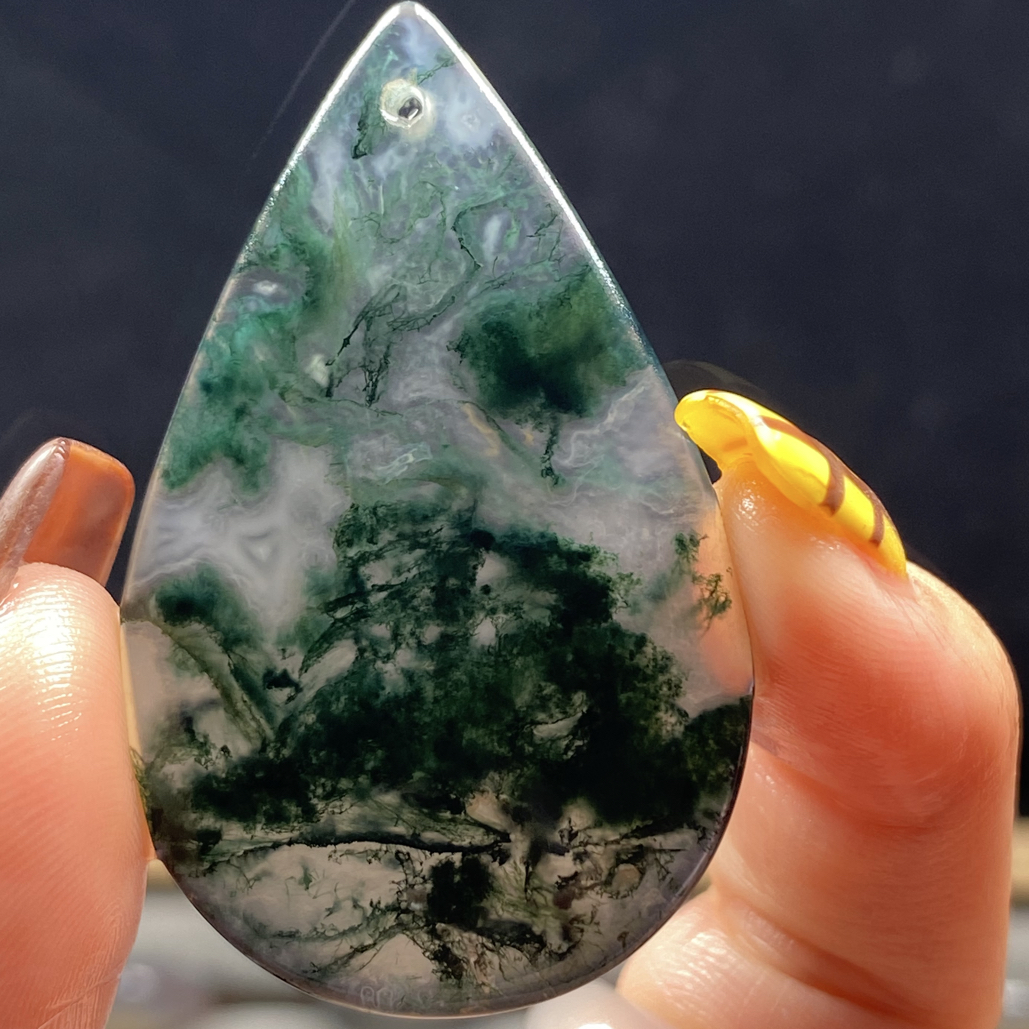 天然玛瑙玉髓水草水滴型吊坠