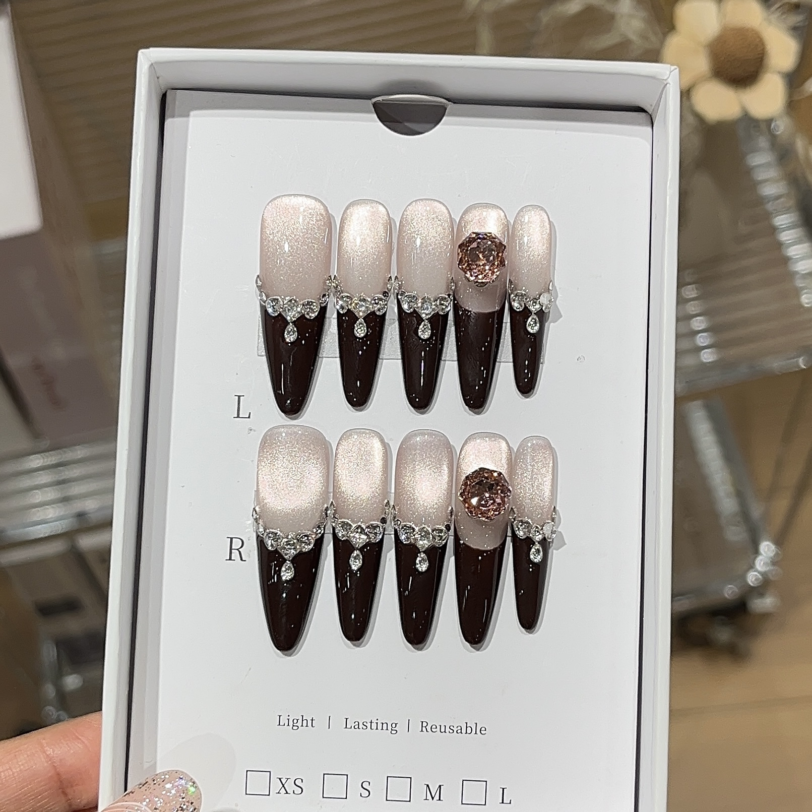 新款推荐秋冬猫眼侧光猫眼法式碎钻粉堆钻显白穿戴甲美甲贴