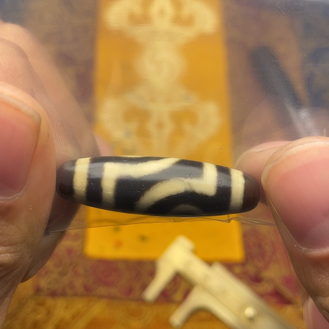 高***水泥塑藏传佛教文化研究