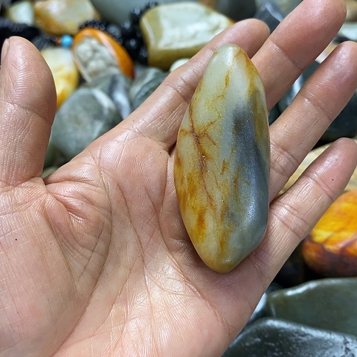 和田玉（糖玉）未镶嵌挂件