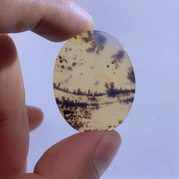 玛瑙/玉髓颈饰未镶嵌庄**蝶