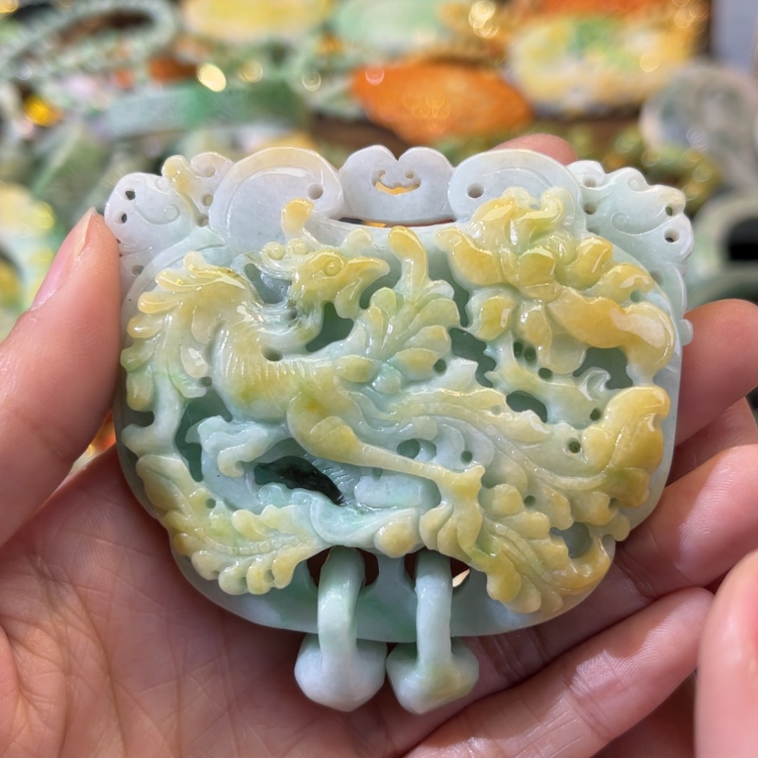 翡翠颈饰未镶嵌待编款