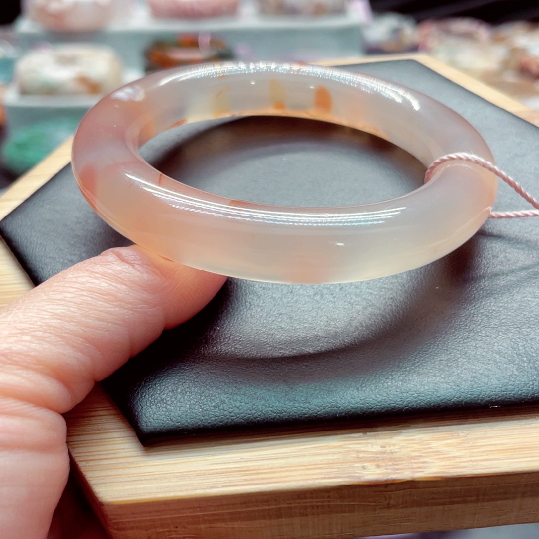 玛瑙/玉髓手镯未镶嵌好****儿1