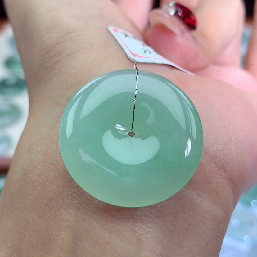 【闪购商品】翡翠吊坠(不含链)未镶嵌