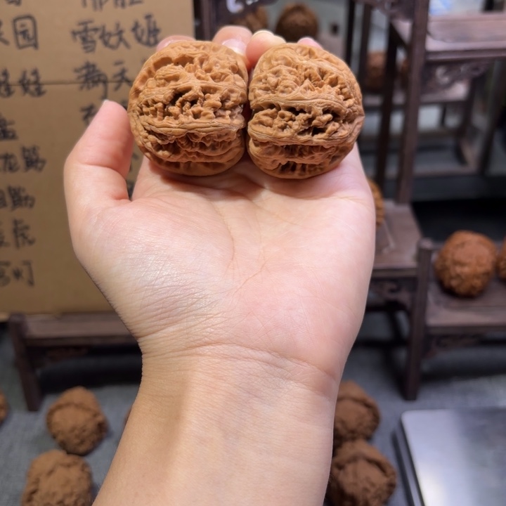 桃核吊坠43大粗筋52g