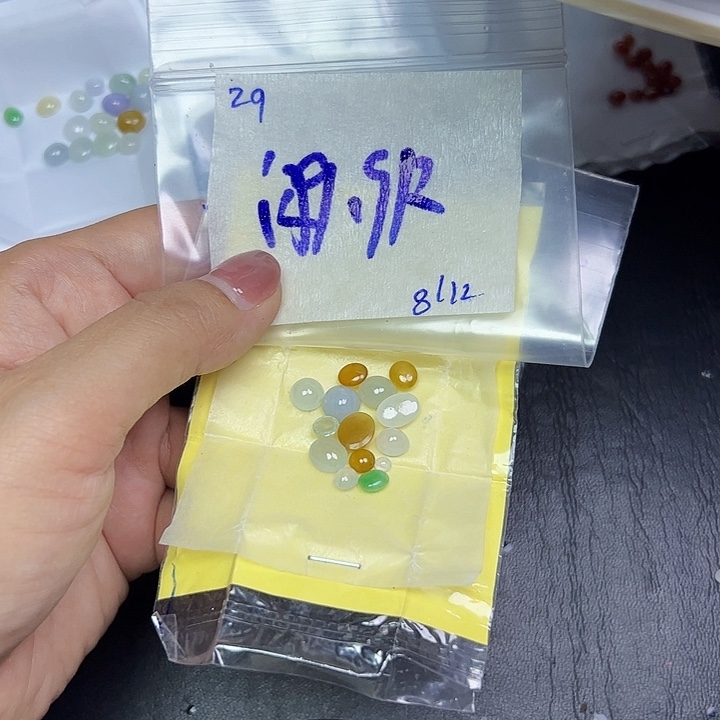 未镶嵌定制翡翠不