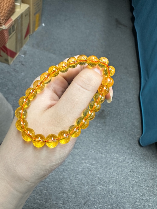 时尚气质精品暴力黄卡8毫米手串