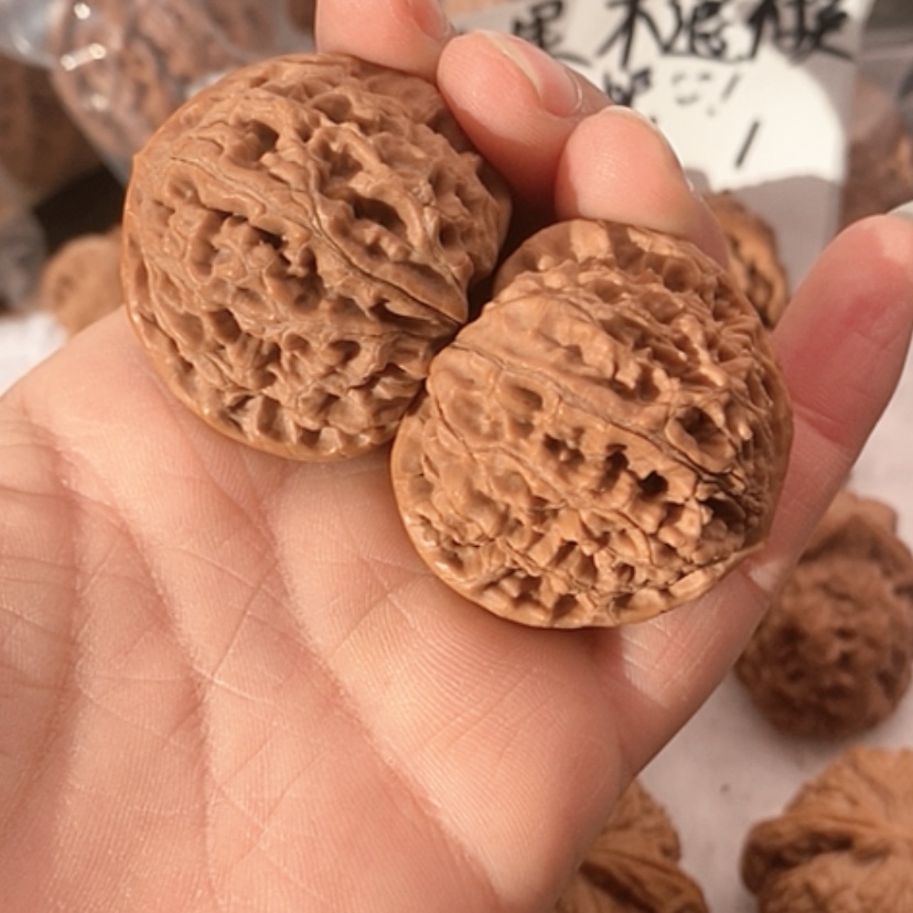 【闪购商品】吊坠文玩核桃有修水龙纹