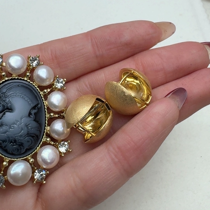 淡水珍珠耳饰未镶嵌