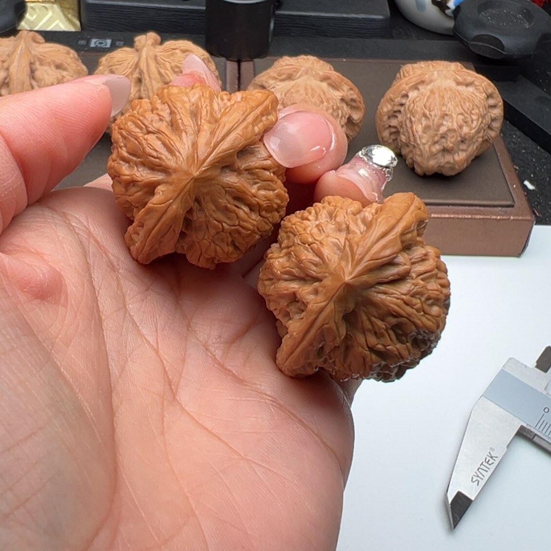 文玩核桃把件金公权39