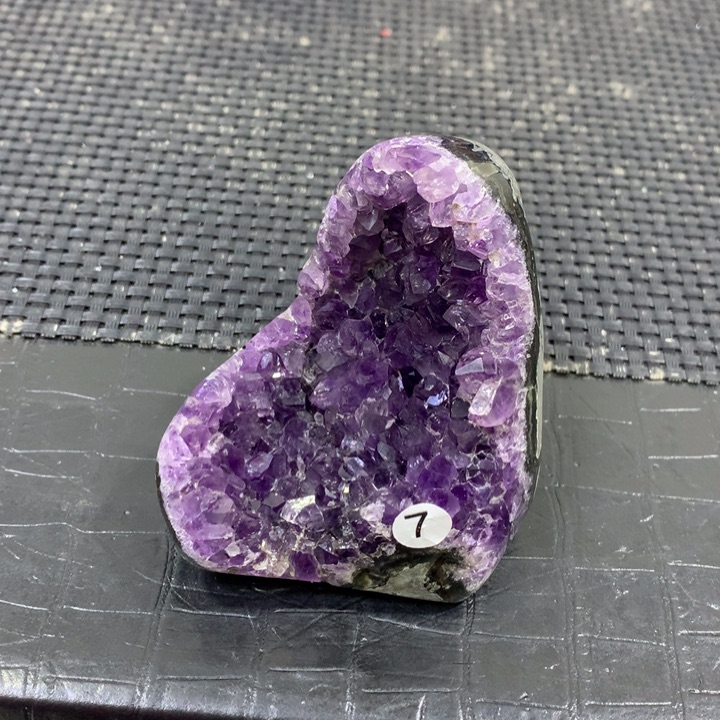 紫晶摆件未镶嵌无t