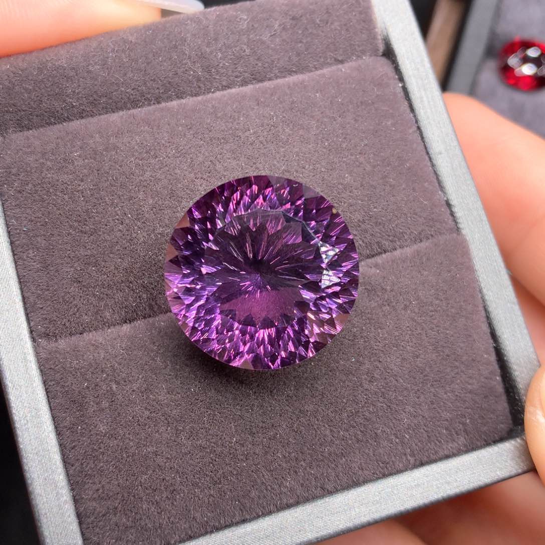 紫晶36.17克拉未镶嵌紫水晶