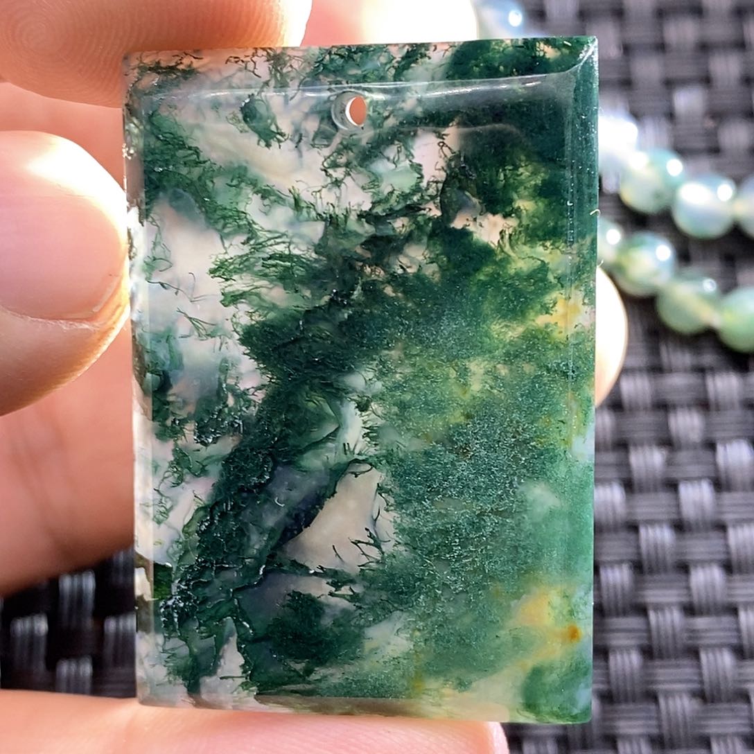 玛瑙/玉髓颈饰未镶嵌大***。