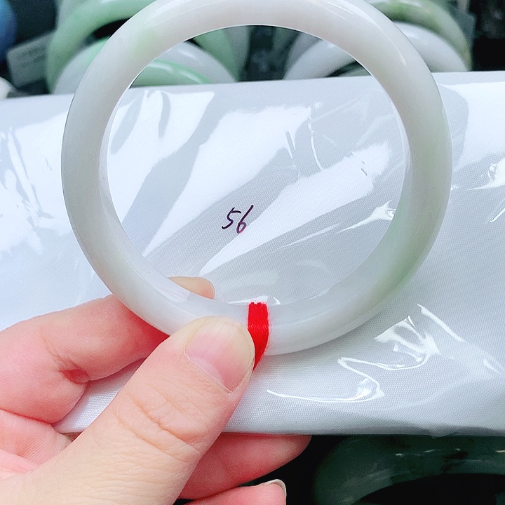 翡翠未镶嵌手镯337