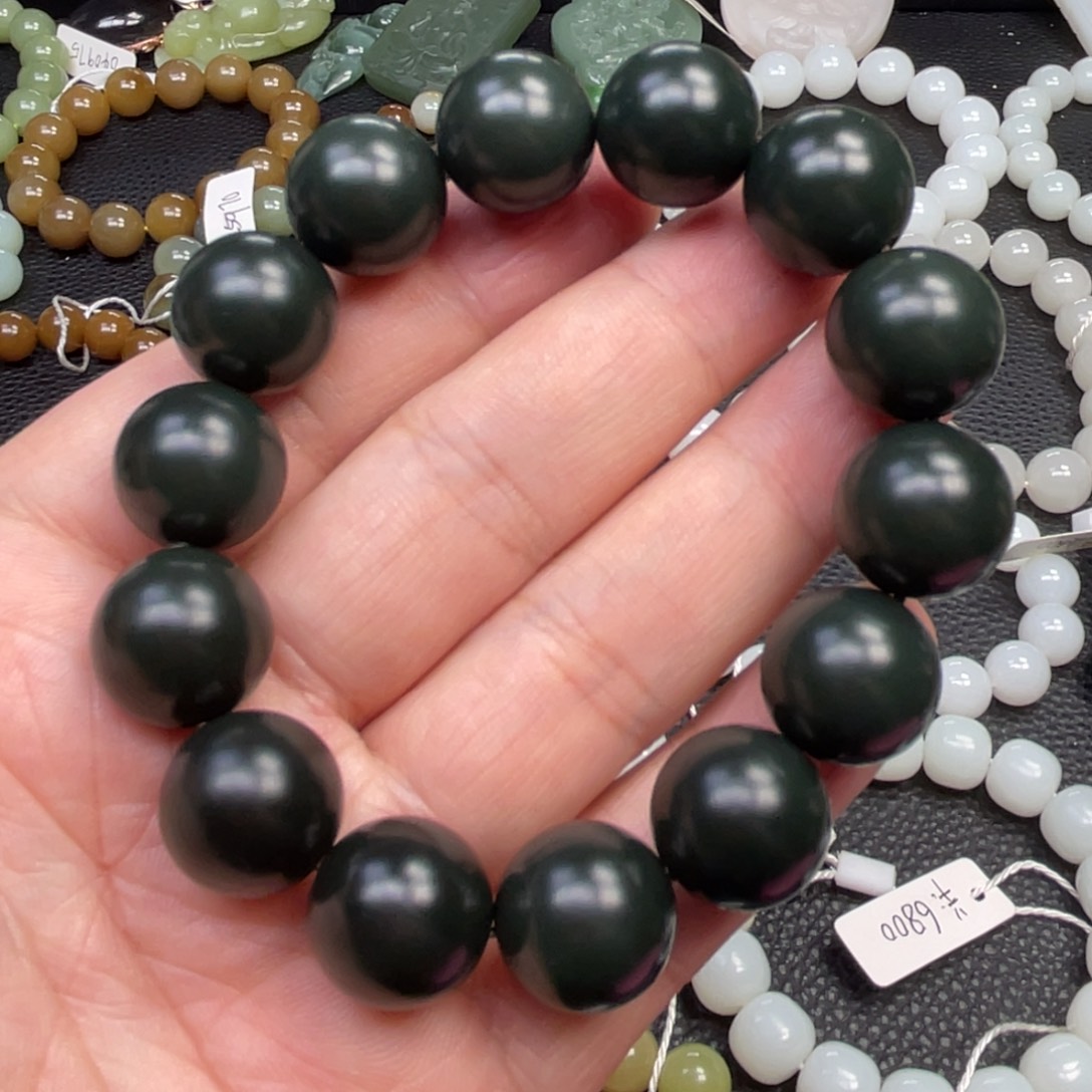 和田玉未镶嵌手链