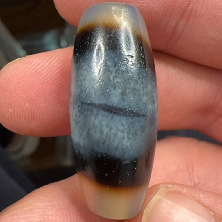 藏系到代缠丝玛瑙珠