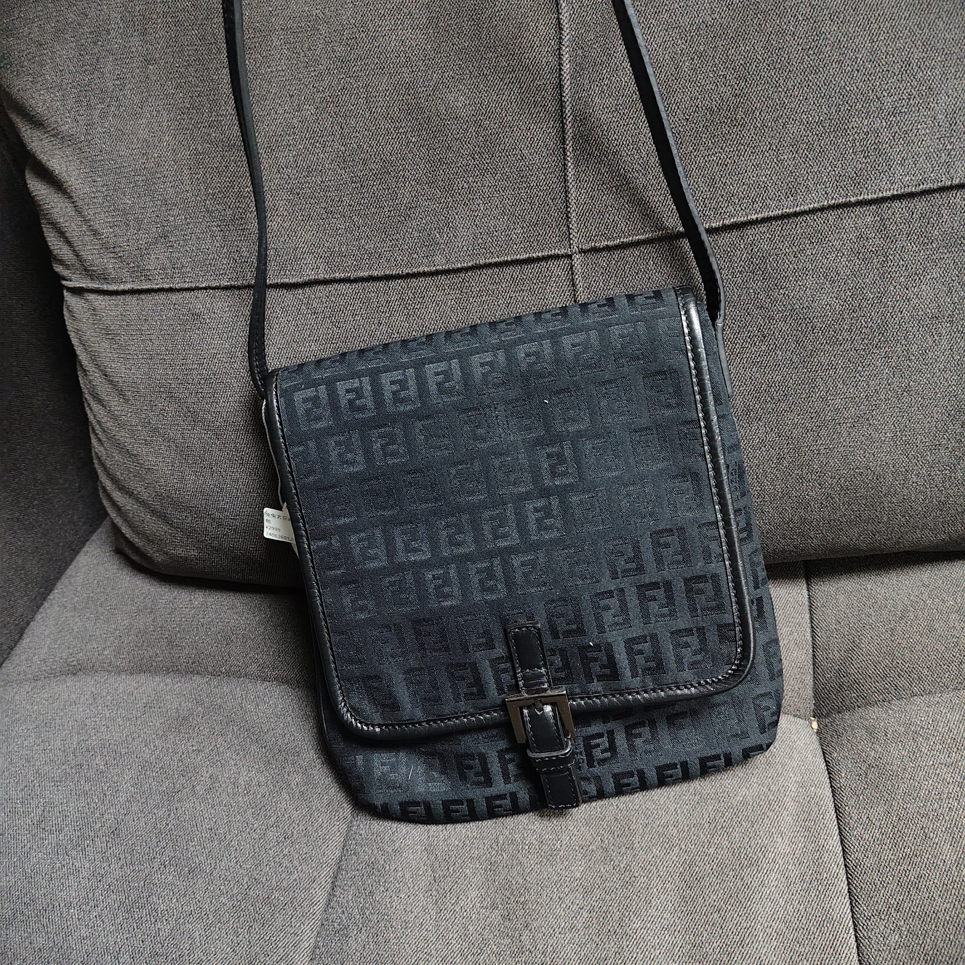 95新 FENDI/芬迪 G专属/芬迪斜挎包/26012