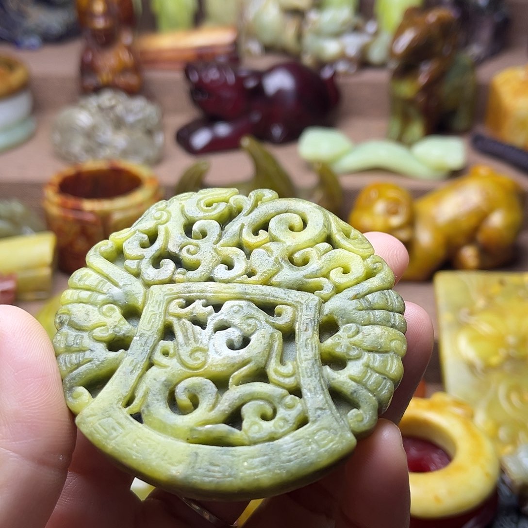 吊坠白玉菩提160。