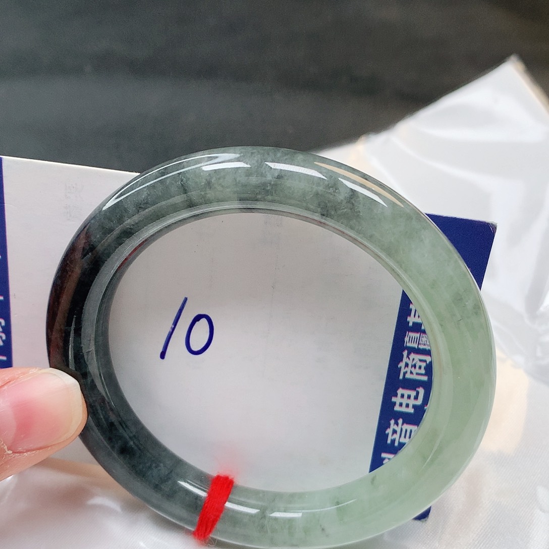 翡翠手镯未镶嵌10号